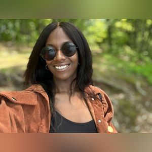 Meet your Posher, Tiara